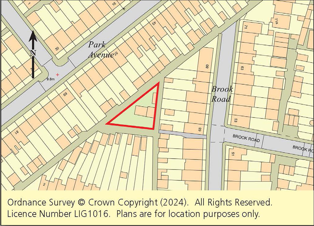 Lot: 66 - DEVELOPMENT OPPORTUNITY WITH OUTLINE PLANNING FOR TWO DETACHED BUNGALOWS -
